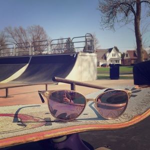 Women’s Versace rose gold shades